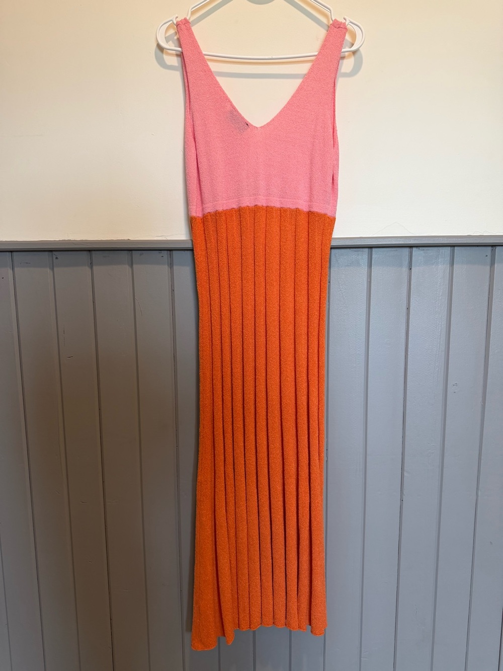 Vici Dress - Picture 2 of 3